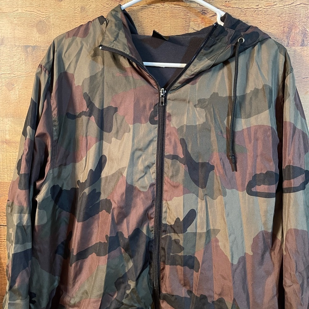 💚HP💚Zine camo windbreaker jacket - Picture 2 of 5